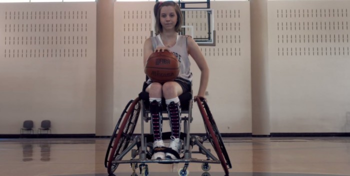 girl-plays-wheelchair-basketball-700x352